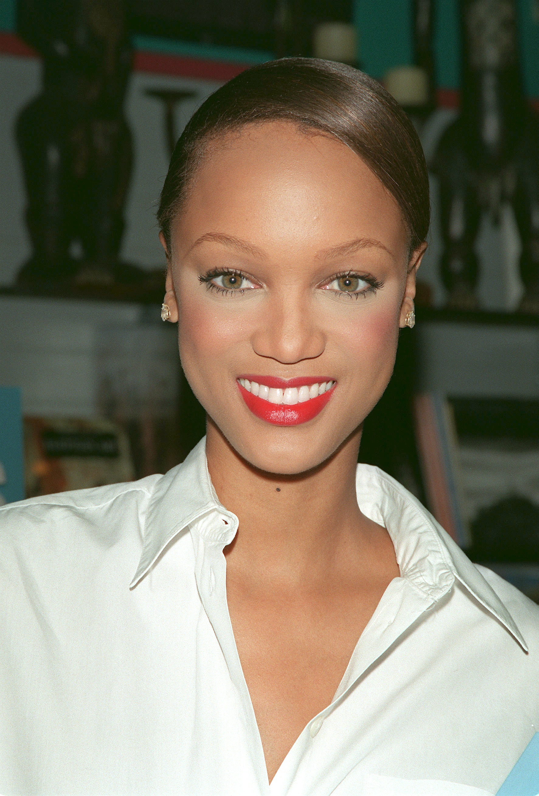 TYRA BANKS PROMOTES HER BOOK IN LOS ANGELES